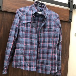 Women’s Columbia sport shirt - Lg - Omni Shade